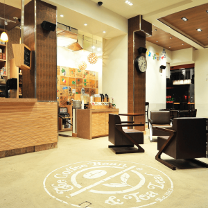 Coffee Bean & Tea Leaf