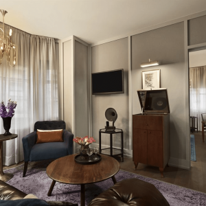 The Evelyn Hotel